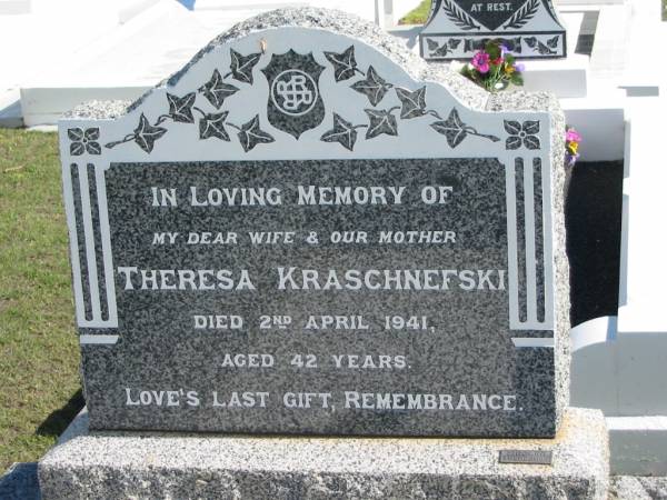 Theresa KRASCHNEFSKI,  | died 2 April 1941 aged 42 years,  | wife mother;  | Apostolic Church of Queensland, Brightview, Esk Shire  | 