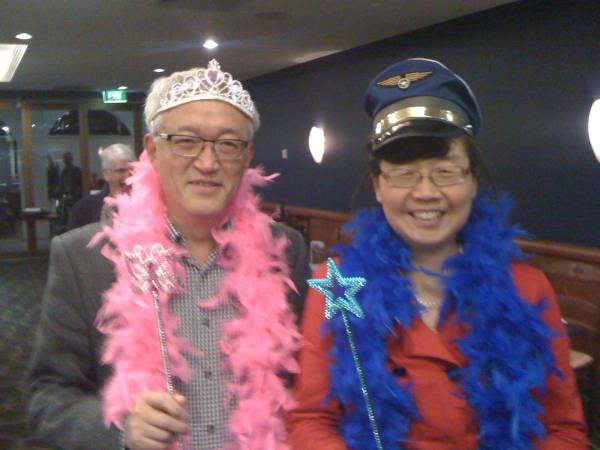 Grahan Chen, Qin Kong  | 