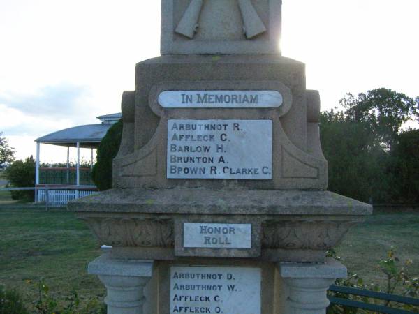 R ARBUTHNOT  | C AFFLECK  | H BARLOW  | A BRUNTON  | R BROWN  | C CLARKE  | Killarney War Memorial - Warwick Shire  | 