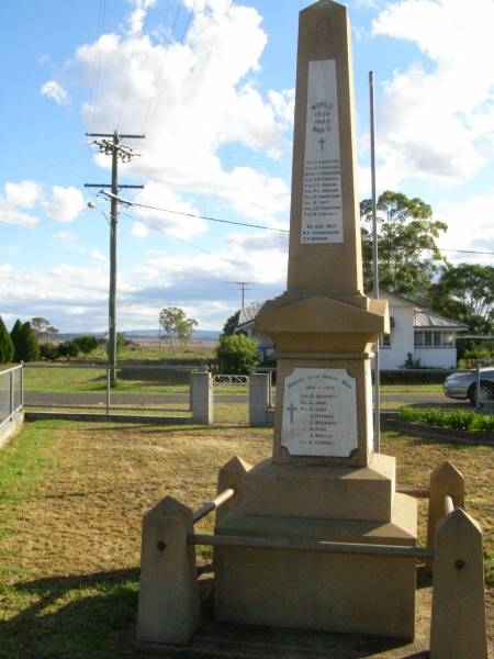 Tannymorel war memorial, Warwick shire  |   | 