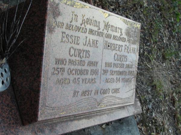 Essie Jane CURTIS  | 25 Oct 1961  | aged 45  |   | Herbert Frank CURTIS  | 3 Sep 1987  | aged 84  |   | Albany Creek Cemetery, Pine Rivers  |   | 