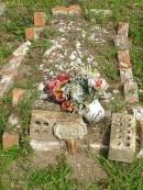 Appletree Creek cemetery, Isis Shire 