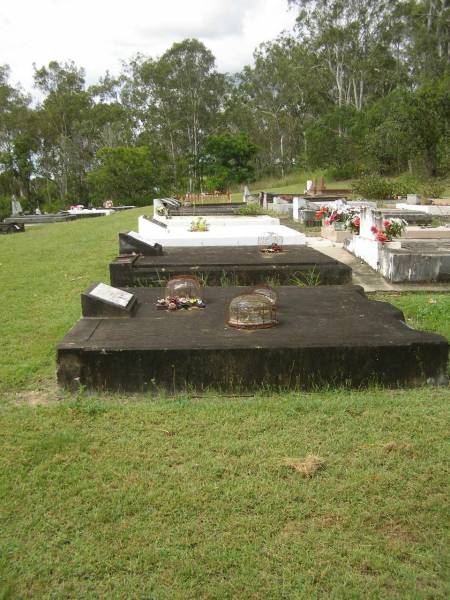 Appletree Creek cemetery, Isis Shire  | 