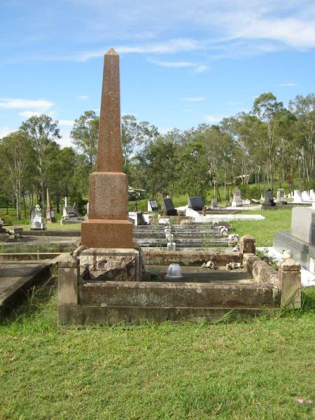 Appletree Creek cemetery, Isis Shire  | 