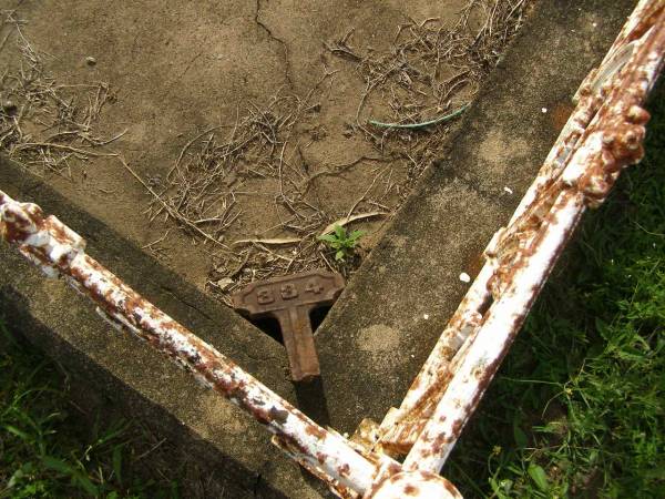 Appletree Creek cemetery, Isis Shire  | 