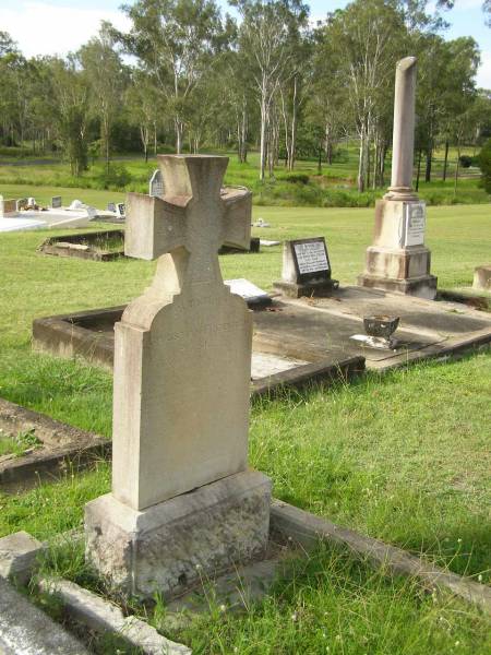 Christian Freidrich PERSKE,  | died 28 Nov 1897 aged 25 years;  | Appletree Creek cemetery, Isis Shire  | 