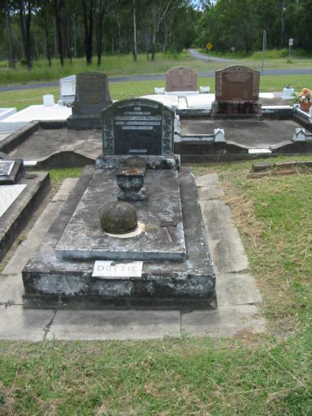 Dorothy (Dottie) Jane MOLLER,  | wife,  | died 9 June 1950 aged 38 years;  | Appletree Creek cemetery, Isis Shire  | 