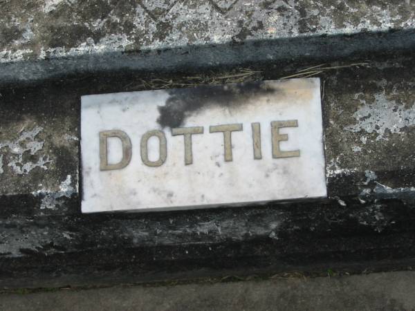 Dorothy (Dottie) Jane MOLLER,  | wife,  | died 9 June 1950 aged 38 years;  | Appletree Creek cemetery, Isis Shire  | 