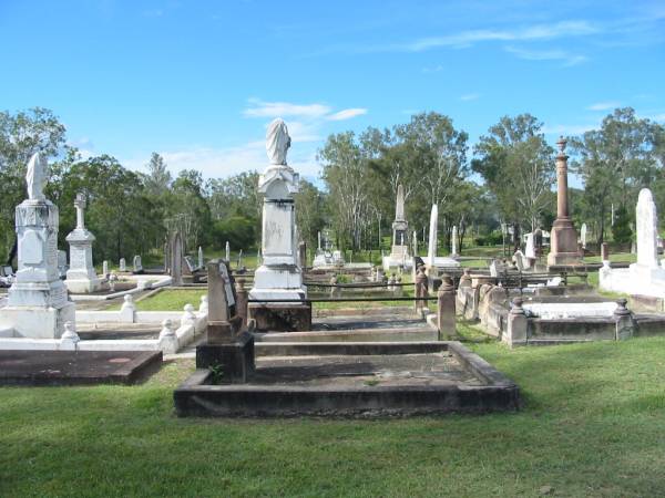 Appletree Creek cemetery, Isis Shire  | 