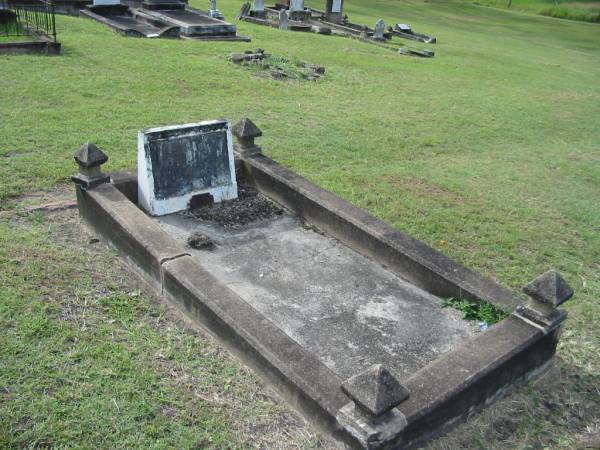 Appletree Creek cemetery, Isis Shire  | 