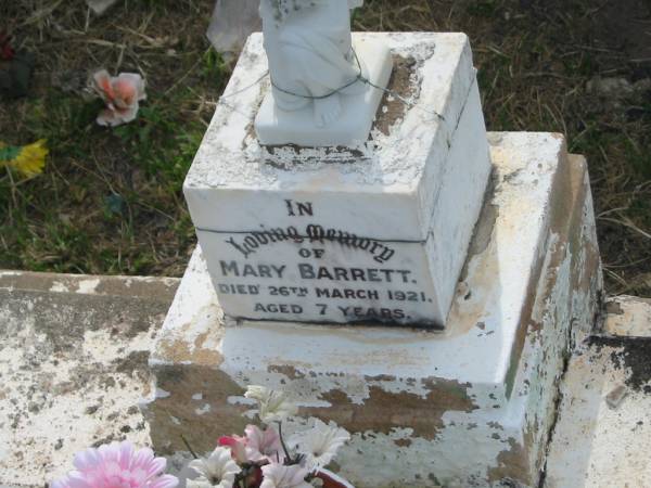 Thomas BARRETT,  | died 4 Jan 1943 aged 66 years;  | Edith BARRETT,  | died 11 Aug 1967? aged 83 years;  | Mary Barrett,  | died 26 March 1921 aged 7 years;  | Appletree Creek cemetery, Isis Shire  | 