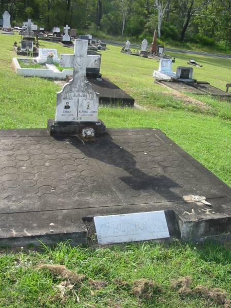 Sarah BURTON,  | mother,  | 1871 - 1958;  | Alfred James BURTON,  | father,  | 1866 - 1961;  | Appletree Creek cemetery, Isis Shire  | 