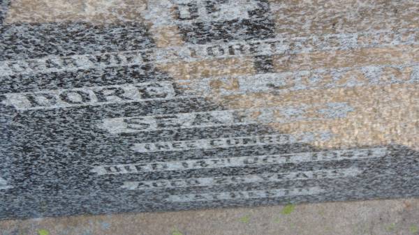 Doreen Joan SEARLE (nee CONROY)  | d: 14 Oct 1943 aged 26  |   | Aubigny Catholic Cemetery, Jondaryan  |   | 