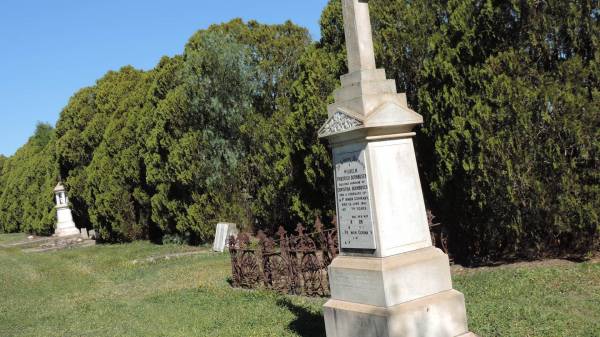   | Aubigny St Johns Lutheran cemetery, Toowoomba Region (formerly Jondaryan Shire)  |   | 