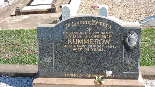 Lydia Florence KUMMEROW  | d: 28 Oct 1964 aged 34  |   | Aubigny St Johns Lutheran cemetery, Toowoomba Region  |   | 