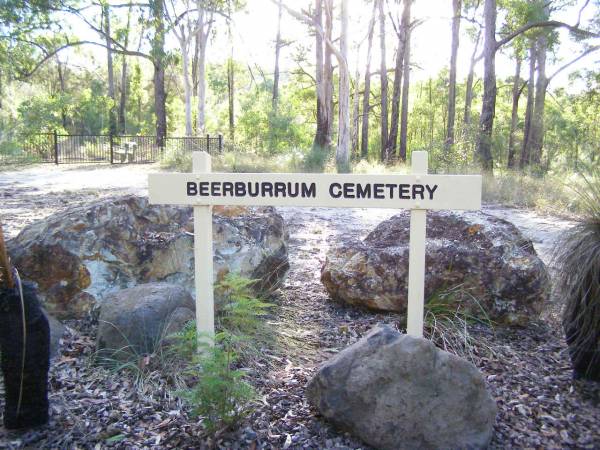 Beerburrum Cemetery, Caloundra  |