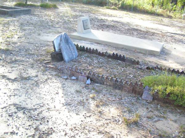Beerburrum Cemetery, Caloundra  |