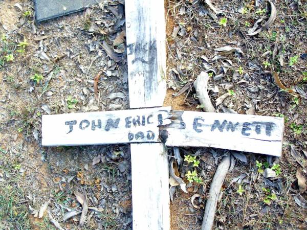 John (Jack) Eric BENNETT, dad,  | died 29-4-1988;  | Beerwah Cemetery, City of Caloundra  |   | 