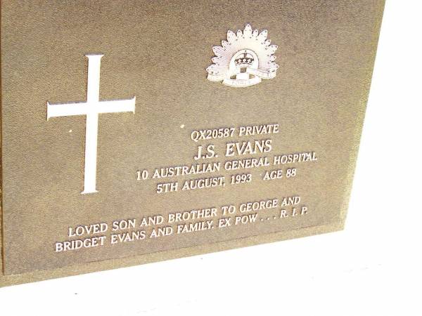 J.S. EVANS,  | died 5 Aug 1993 aged 88 years,  | son brother of George & Bridget EVANS & family;  | Bell cemetery, Wambo Shire  | 