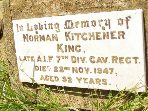 Norman Kitchener KING,  | died 22 Nov 1947 aged 32 years;  | Bell cemetery, Wambo Shire  | 