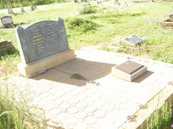 Bertha SAUNDERS,  | mother,  | died 21 Feb 1970 aged 77 years;  | John SAUNDERS,  | died 11 Dec 1959 aged 66 years;  | Bell cemetery, Wambo Shire  | 