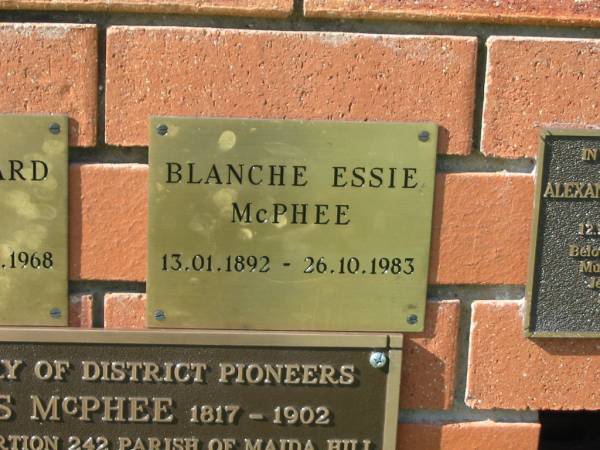 Blanche Essie MCPHEE,  | 13-01-1892 - 26-10-1983;  | Bell cemetery, Wambo Shire  | 