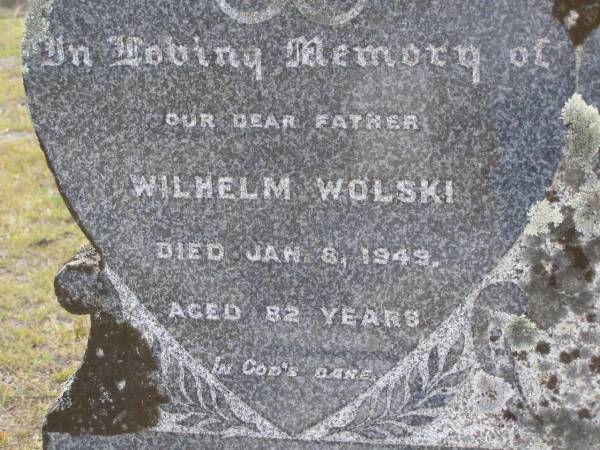 Wilhelm WOLSKI, father,  | died 8 Jan 1949 aged 82 years;  | Karoline WOLSKI, wife mother,  | died 20 July 1948 aged 82 years;  | Bergen Djuan cemetery, Crows Nest Shire  | 