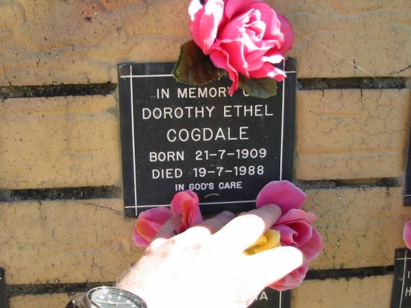 Dorothy Ethel COGDALE  | B: 21 Jul 1909  | D: 19 Jul 1988  |   | Bethania (Lutheran) Bethania, Gold Coast  | 