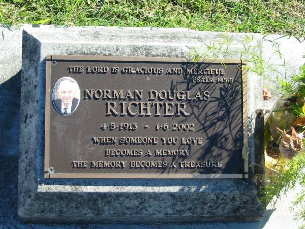 Norman Douglas RICHTER  | B: 4 May 1913  | D: 1 Jun 2002  |   | Bethania (Lutheran) Bethania, Gold Coast  | 