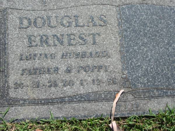 Douglas Ernest DREWS,  | husband father poppy,  | 20-11-35 - 1-12-96;  | Blackbutt-Benarkin cemetery, South Burnett Region  | 