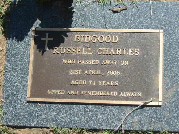 Russell Charles BIDGOOD,  | died 21 April 2006 aged 74 years;  | Blackbutt-Benarkin cemetery, South Burnett Region  | 