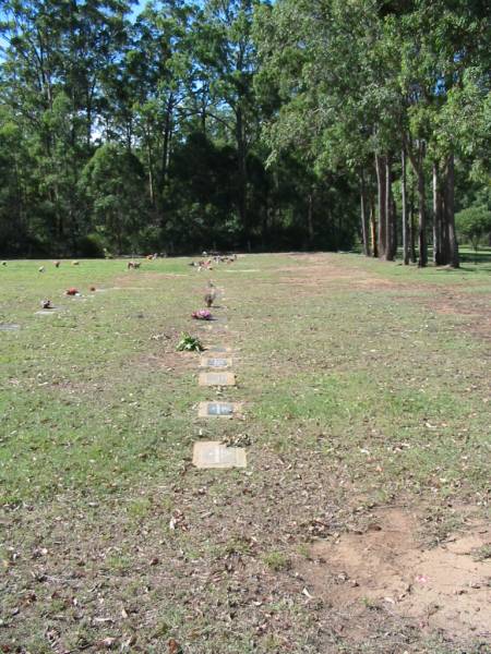 Blackbutt-Benarkin cemetery, South Burnett Region  | 