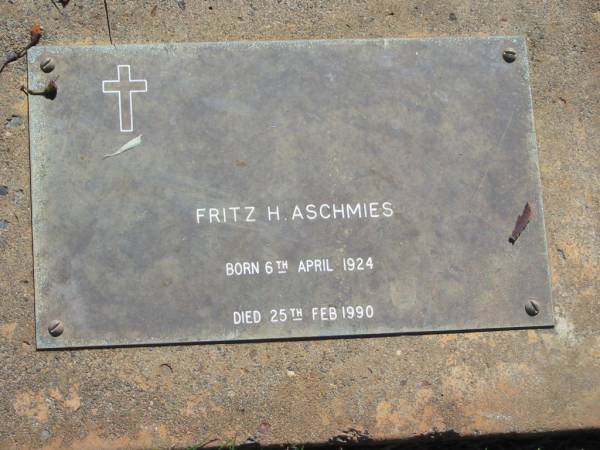 Fritz H. ASCHMIES,  | born 6 April 1924,  | died 25 Feb 1990;  | Blackbutt-Benarkin cemetery, South Burnett Region  | 