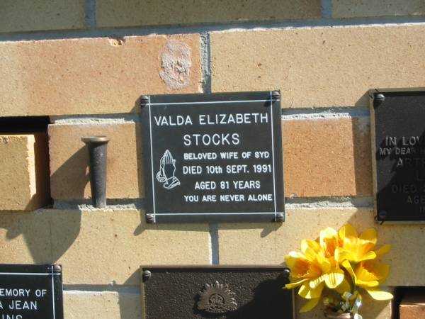 Valda Elizabeth STOCKS,  | wife of Syd,  | died 10 Sept 1991 aged 81 years;  | Blackbutt-Benarkin cemetery, South Burnett Region  | 
