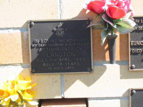 Arthur Patrick LANGTON,  | husband father,  | died 2 April 1993 aged 78 years;  | Blackbutt-Benarkin cemetery, South Burnett Region  | 