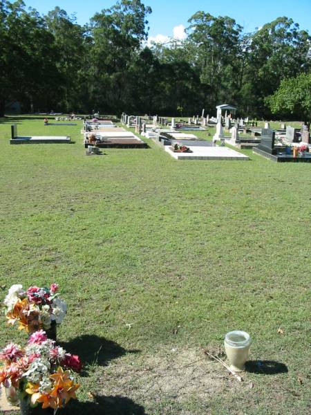 Blackbutt-Benarkin cemetery, South Burnett Region  | 