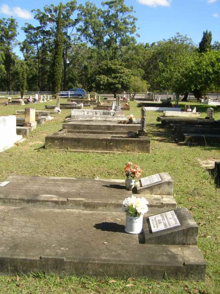 Blackbutt-Benarkin cemetery, South Burnett Region  | 