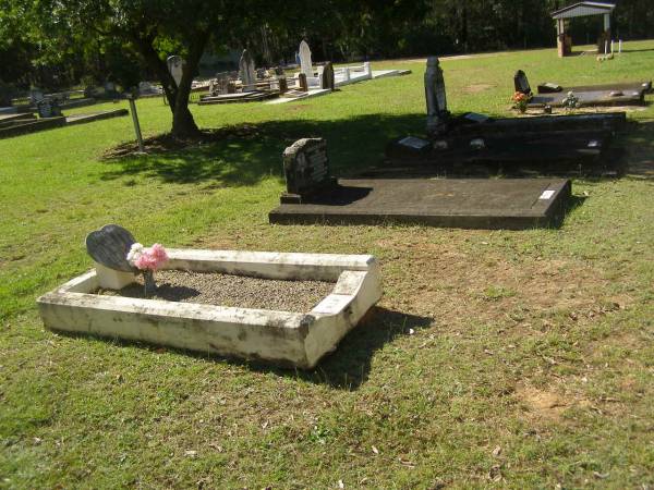 Blackbutt-Benarkin cemetery, South Burnett Region  | 