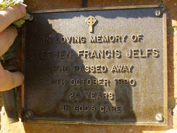Stephen Francis JELFS,  | died 4 Oct 1990 aged 24 years;  | Bribie Island Memorial Gardens, Caboolture Shire  | 
