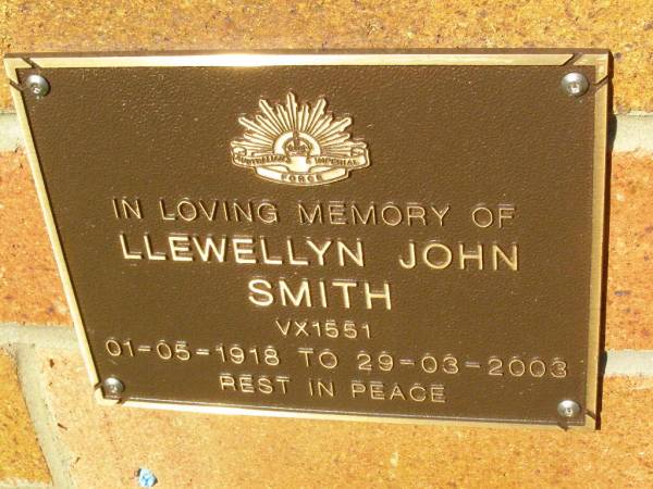 Llewellyn John SMITH,  | 01-05-1918 - 29-03-2003;  | Bribie Island Memorial Gardens, Caboolture Shire  | 