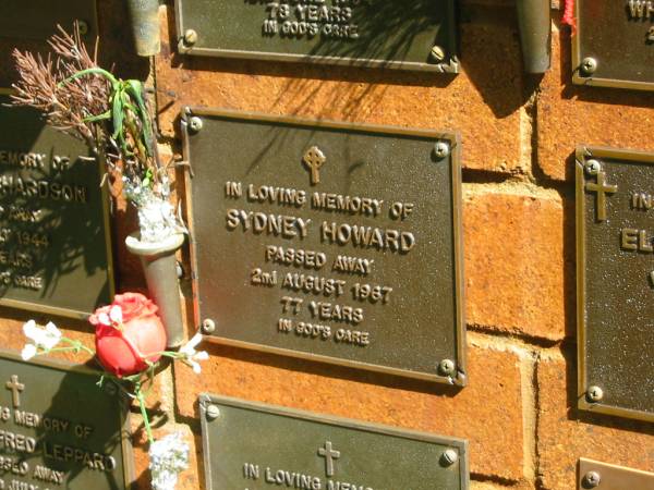 Sydney HOWARD,  | died 2 Aug 1967 aged 77 years;  | Bribie Island Memorial Gardens, Caboolture Shire  | 