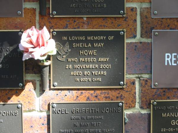Sheila May HOWE,  | died 28 Nov 2001 aged 80 years;  | Bribie Island Memorial Gardens, Caboolture Shire  | 
