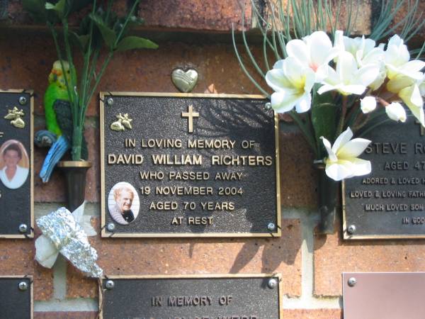 David William RICHTERS,  | died 19 Nov 2004 aged 70 years;  | Bribie Island Memorial Gardens, Caboolture Shire  | 