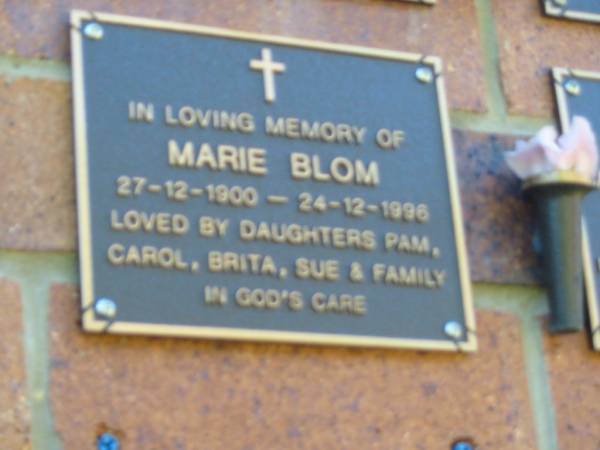 Marie BLOM,  | 27-12-1900 - 24-12-1996,  | daughters Pam, Carol, Brita & Sue;  | Bribie Island Memorial Gardens, Caboolture Shire  | 