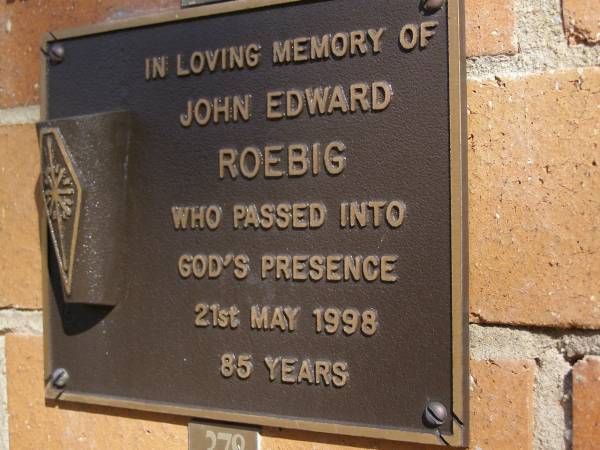 John Edward ROEBIG,  | died 21 May 1998 aged 85 years;  | Brookfield Cemetery, Brisbane  | 