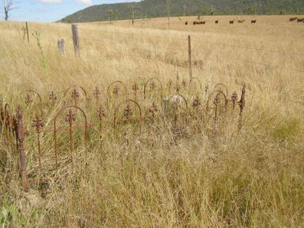 Fairview Cemetery, Bryden, Somerset Region, Queensland  |   |