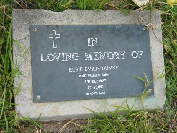 Elsie Emilie DUMKE,  | died 5 Dec 1987 aged 77 years;  | Caboonbah Church Cemetery, Esk Shire  | 