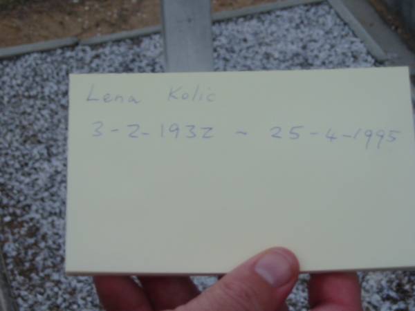 Lena KOLIC 3-2-1932 - 25-4-1995;  | Chambers Flat Cemetery, Beaudesert  | 
