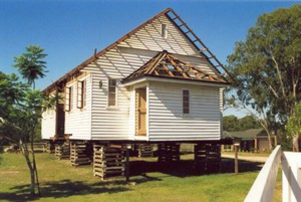 (former) Upper Brookfield Uniting Church building arriving in 2002 to serve as Centenary Chapel at Moreton Bay College  | 