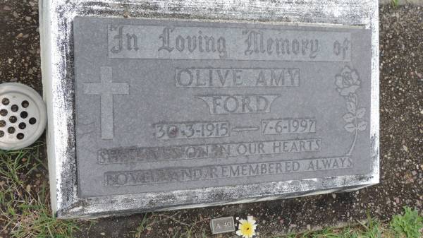 Olive Amy FORD  | b: 30 Mar 1915  | d: 7 Jun 1997  |   | Cooloola Coast Cemetery  |   | 